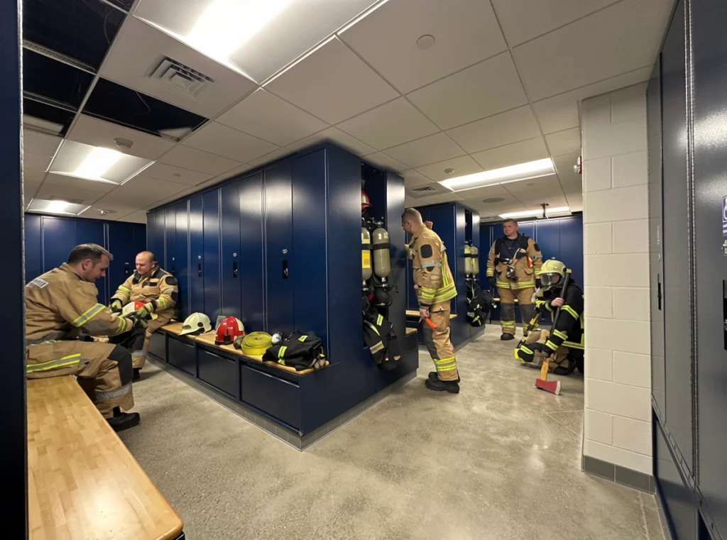 Firefly_add firefighters and equipment 393063